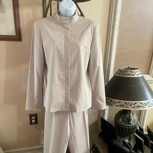 Donna Karan City Zipped Collarless Dress-Up Jacket Sz 6